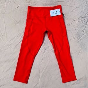 Red Pocket Light n Tight Hi-Rise Capri (6-8)